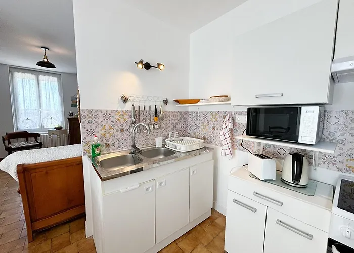 Maisonnette Cozy Proche Centre-ville 펜션 *